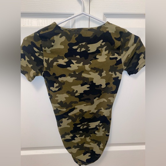 Camo bodysuit XS - Picture 2 of 4